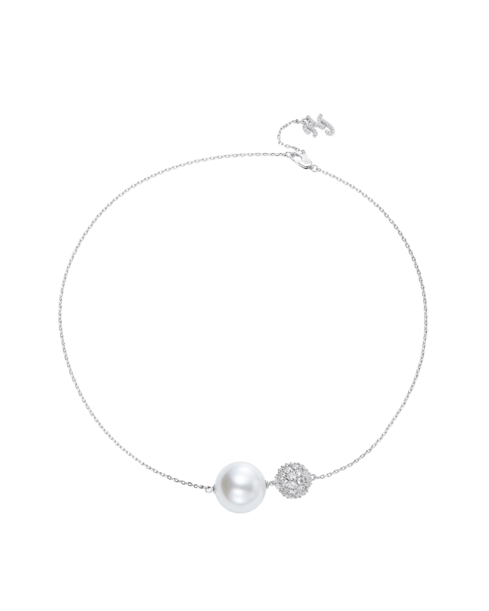 Evie Pearl Necklace